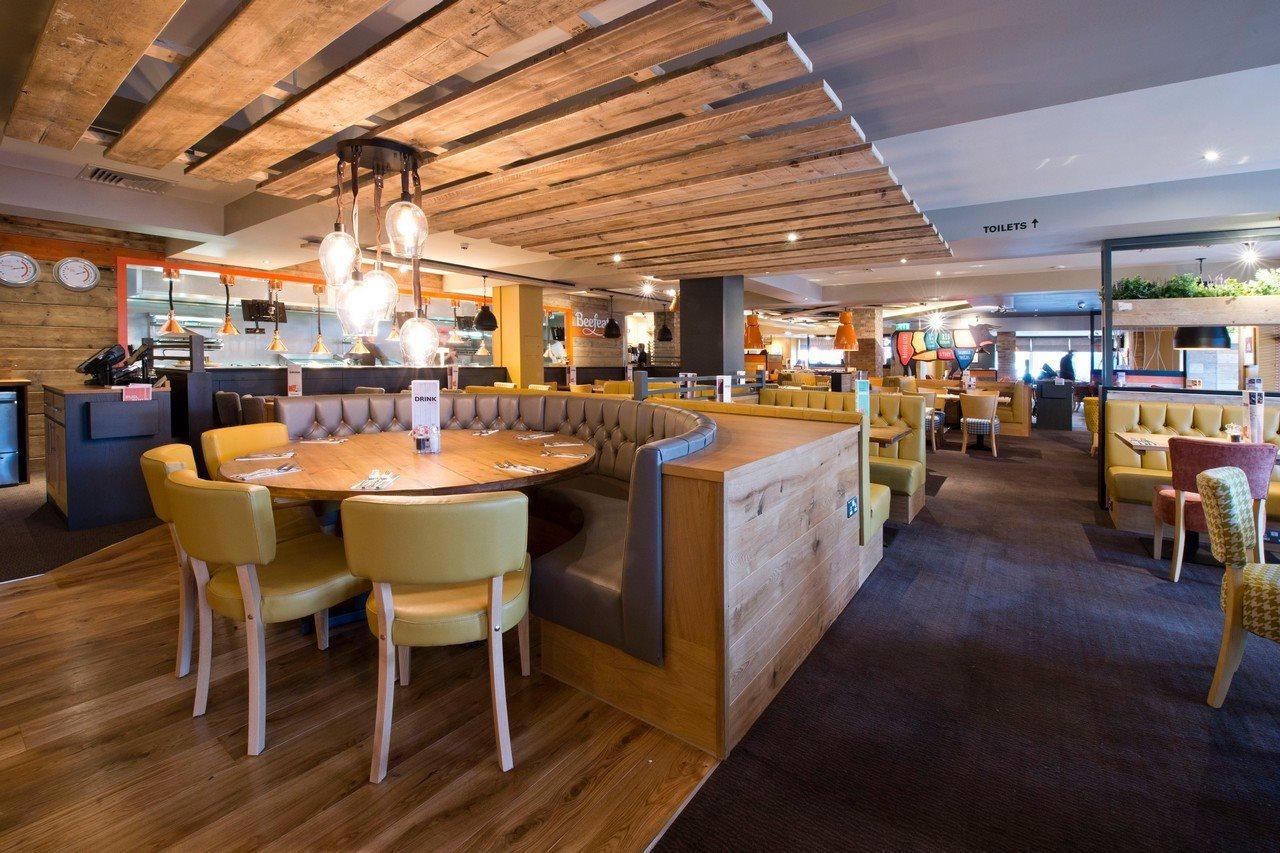 Premier Inn แวร์ ภายนอก รูปภาพ