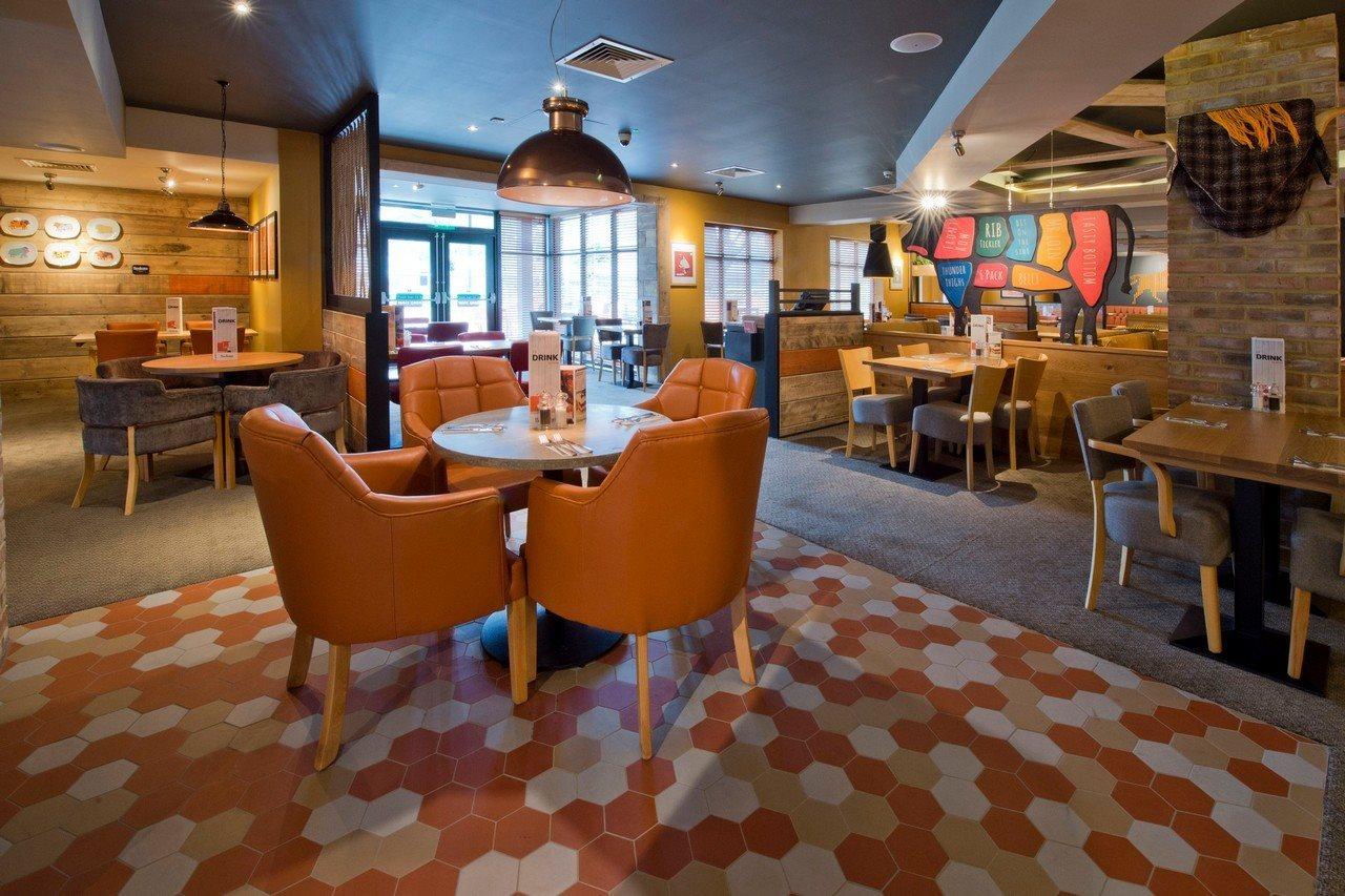 Premier Inn แวร์ ภายนอก รูปภาพ